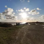 Hébergement de vacances Unique, Cosy, District Artist Hideaway - 5 Bd *