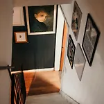 Hébergement de vacances Unique, Cosy, District Artist Hideaway - 5 Bd