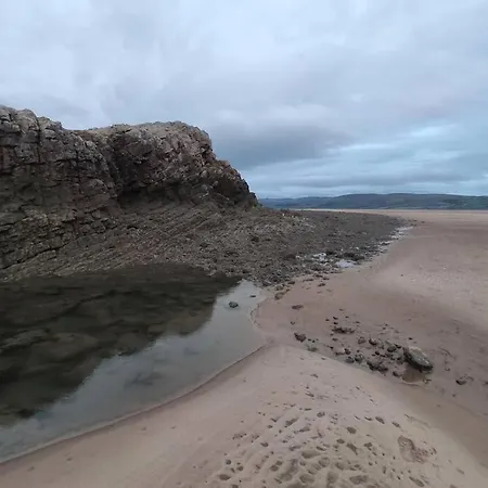 Unique, Cosy, District Artist Hideaway - 5 Bd Millom