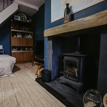 Tatil Evi Unique, Cosy, District Artist Hideaway - 5 Bd