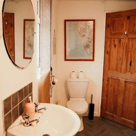 Nyaraló Unique, Cosy, District Artist Hideaway - 5 Bd Millom